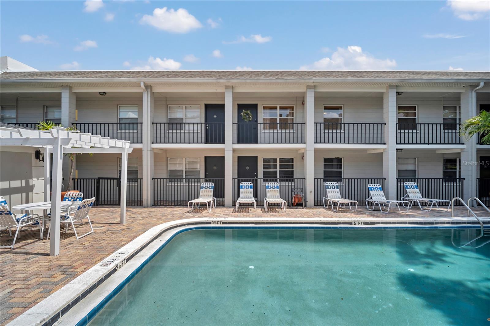 BAYSHORE LANDINGS A CONDOMINIU - Residential