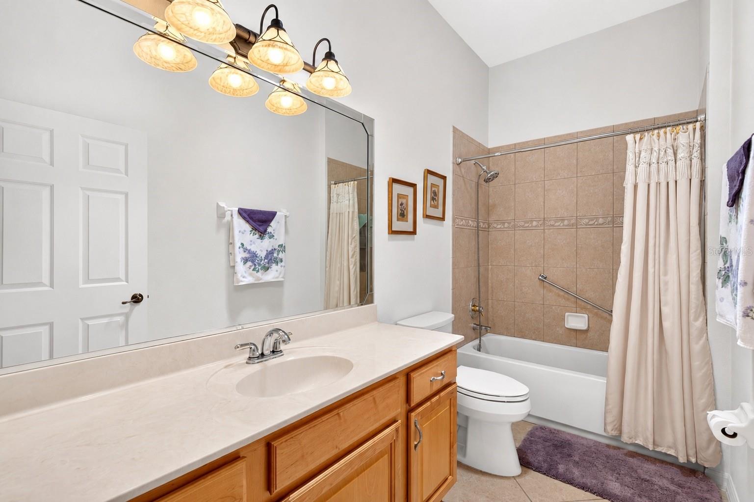 CANDLER HILLS EAST PH 01 UN B - Residential