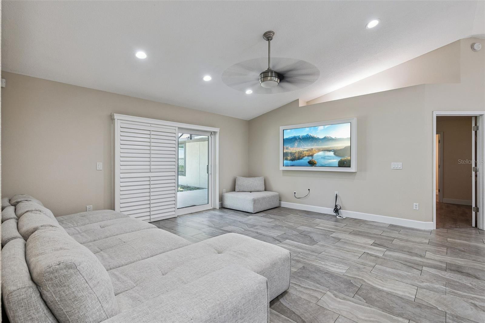OVIEDO HEIGHTS - Residential Lease