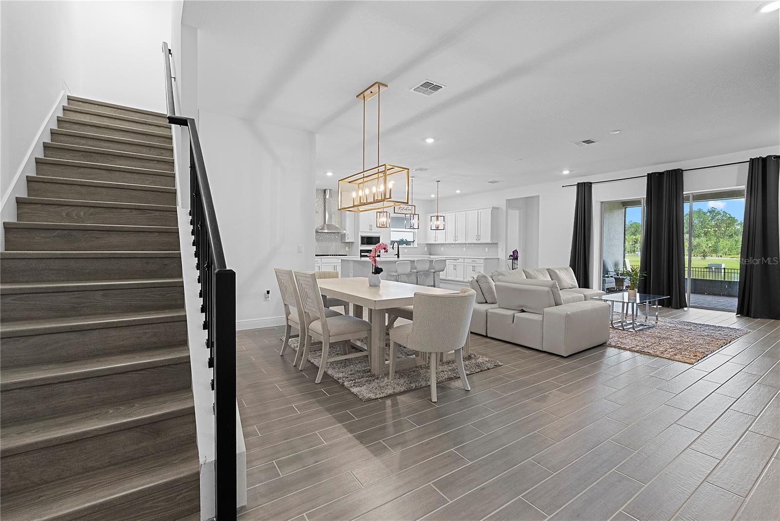 PALMS AT WINDERMERE - Residential