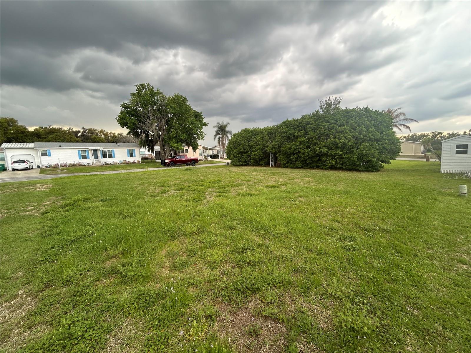 HERITAGE WOOD N LAKES ESTATES - Land