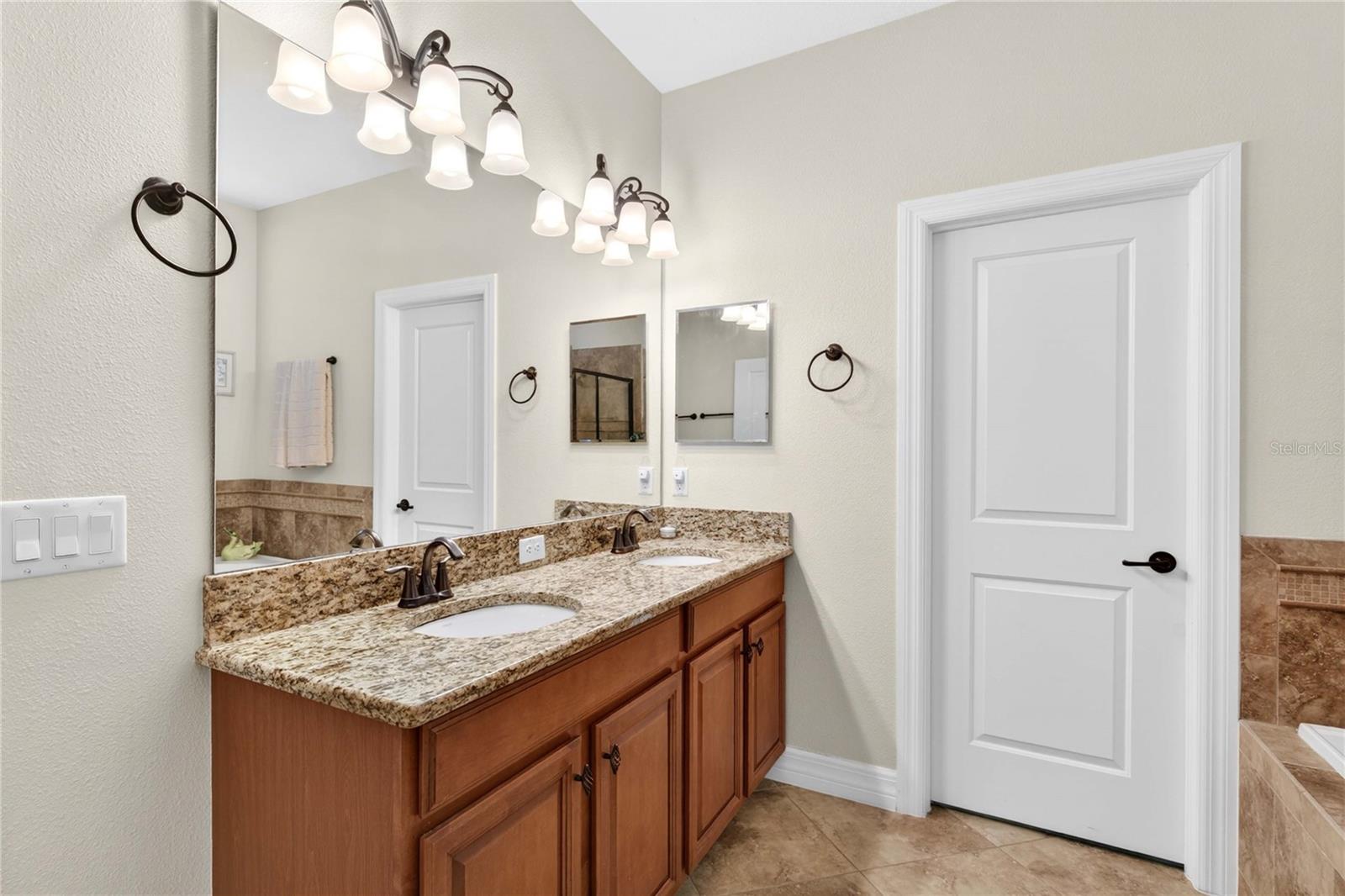 STONEYBROOK HILLS - Residential