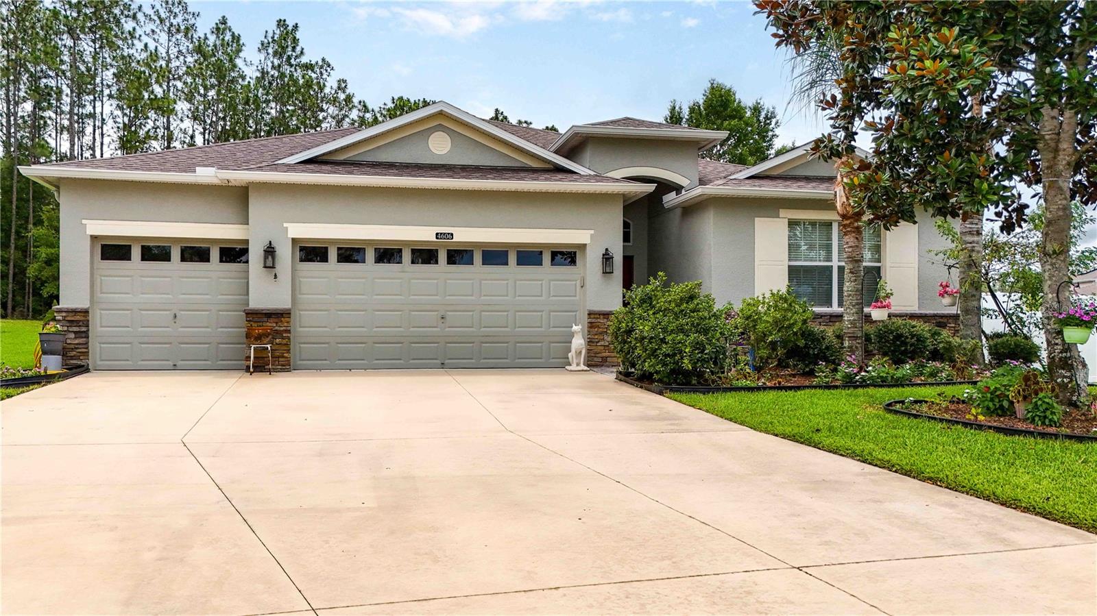 STONEYBROOK HILLS - Residential