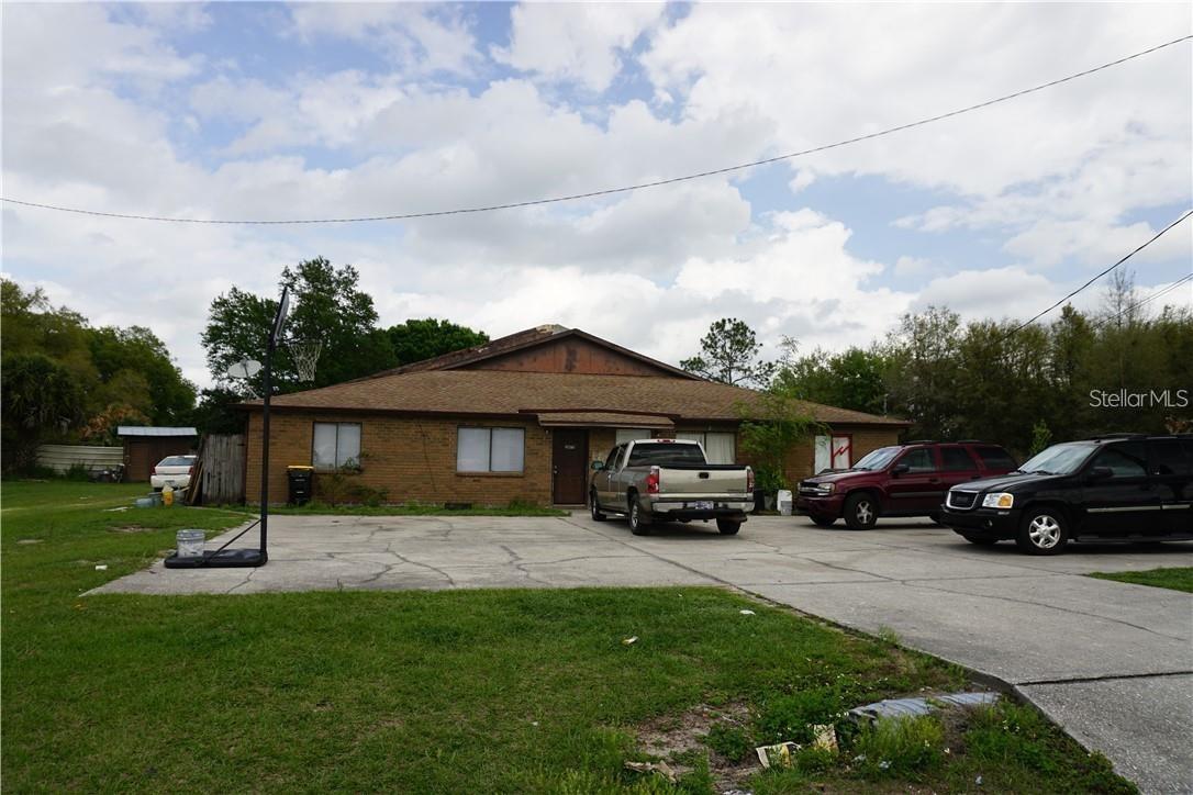 SABAL SQUARE ESTATES - Residential Lease