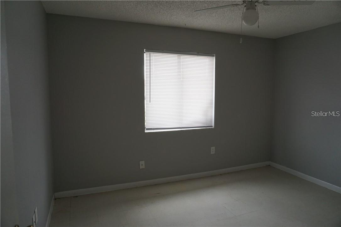 SABAL SQUARE ESTATES - Residential Lease