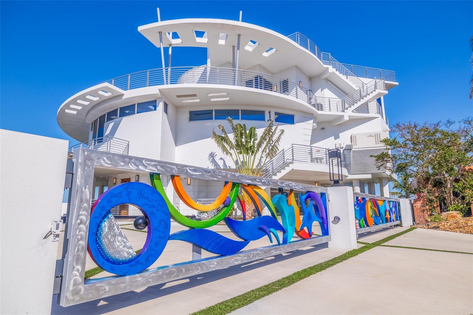 CAPRI ISLE - Residential