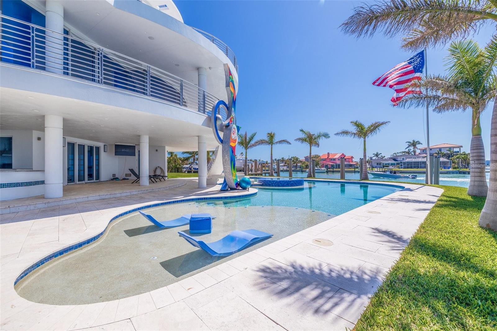 CAPRI ISLE - Residential