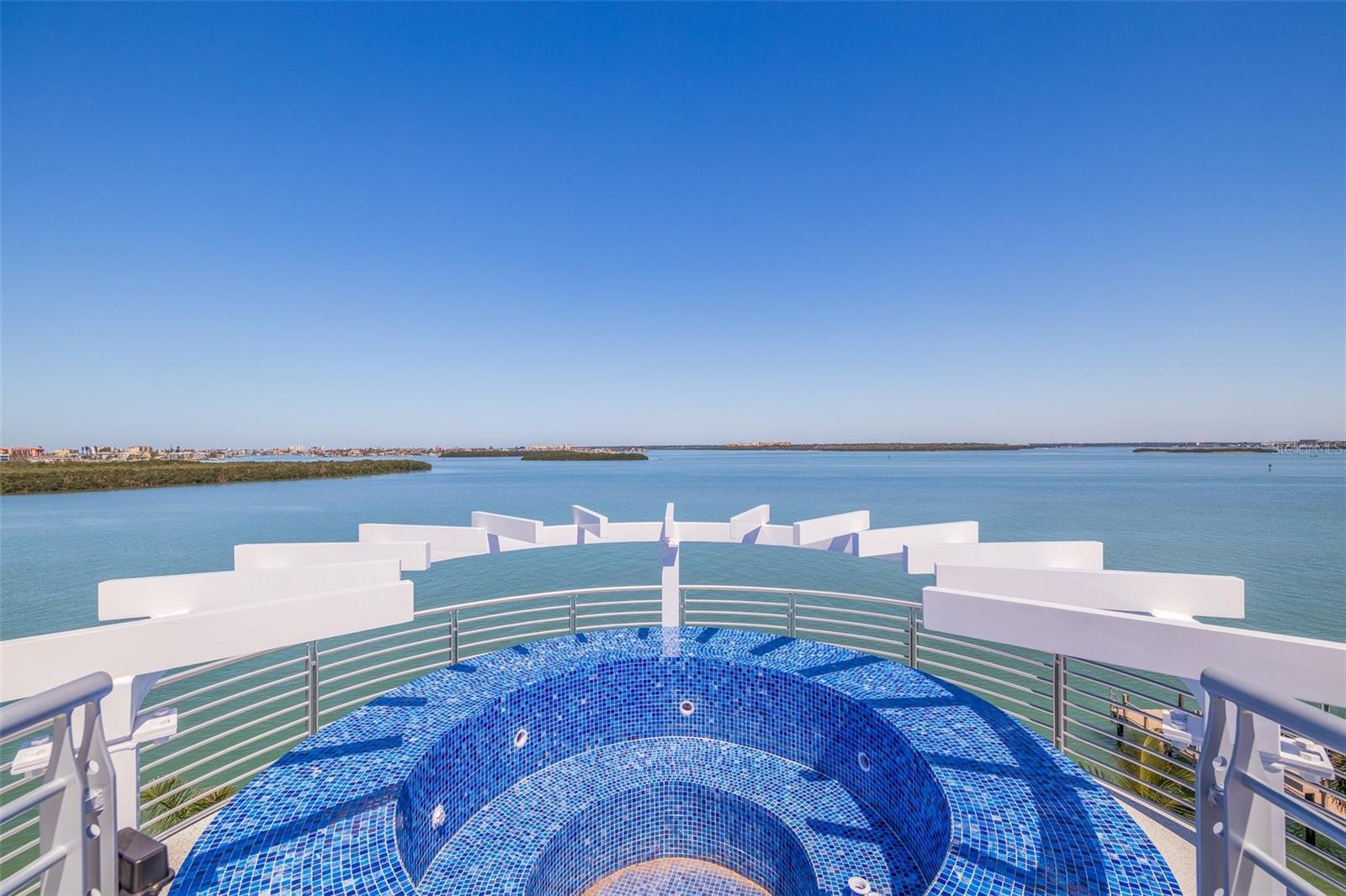 CAPRI ISLE - Residential