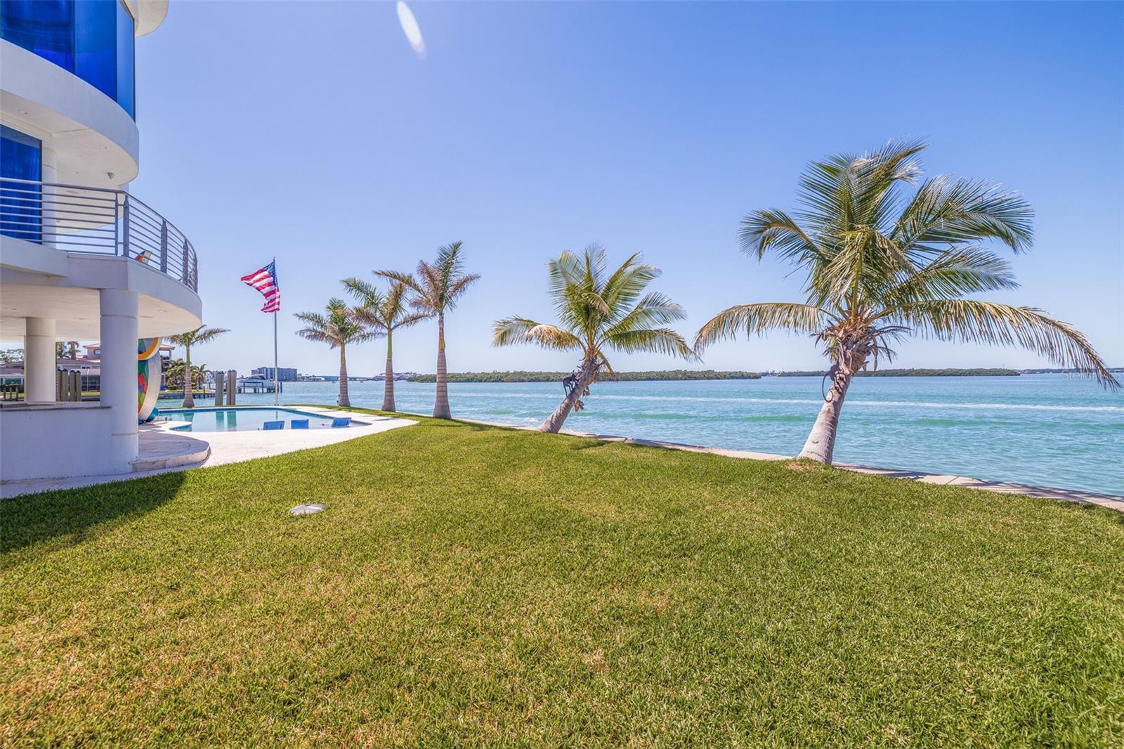 CAPRI ISLE - Residential