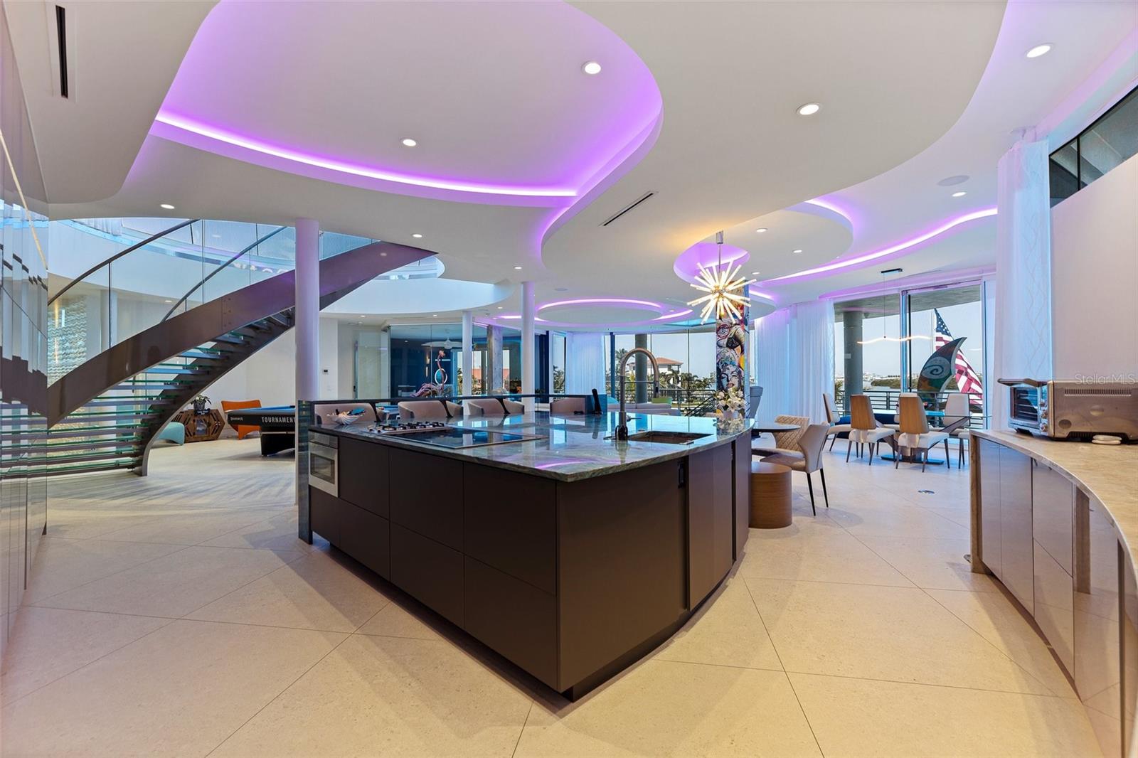 CAPRI ISLE - Residential