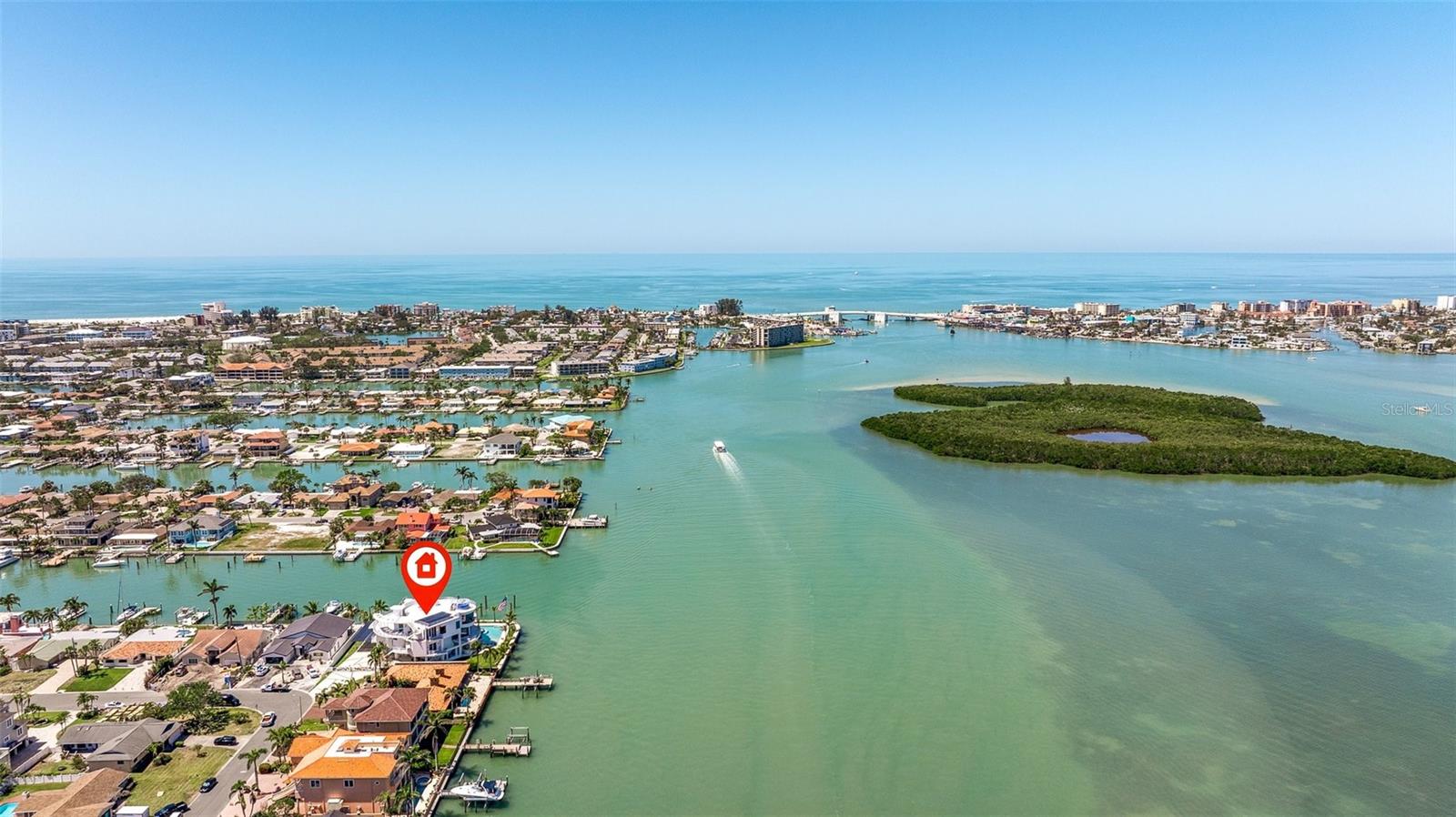 CAPRI ISLE - Residential