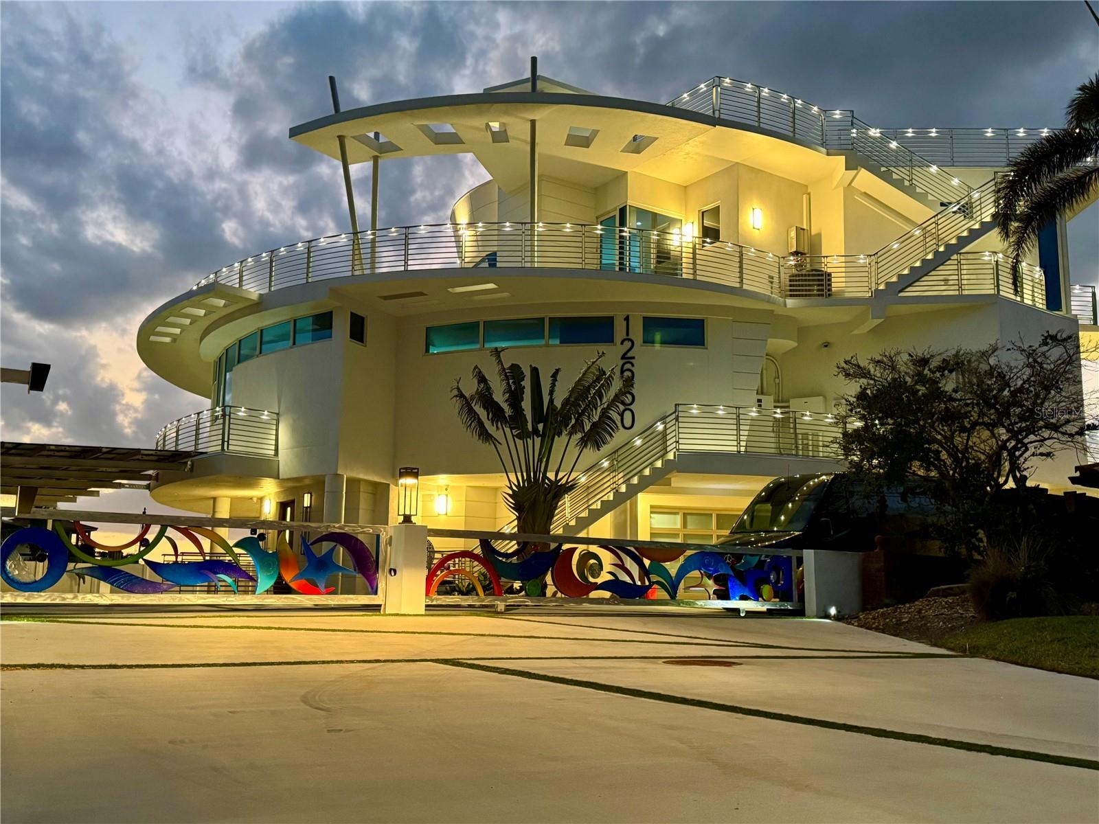 CAPRI ISLE - Residential