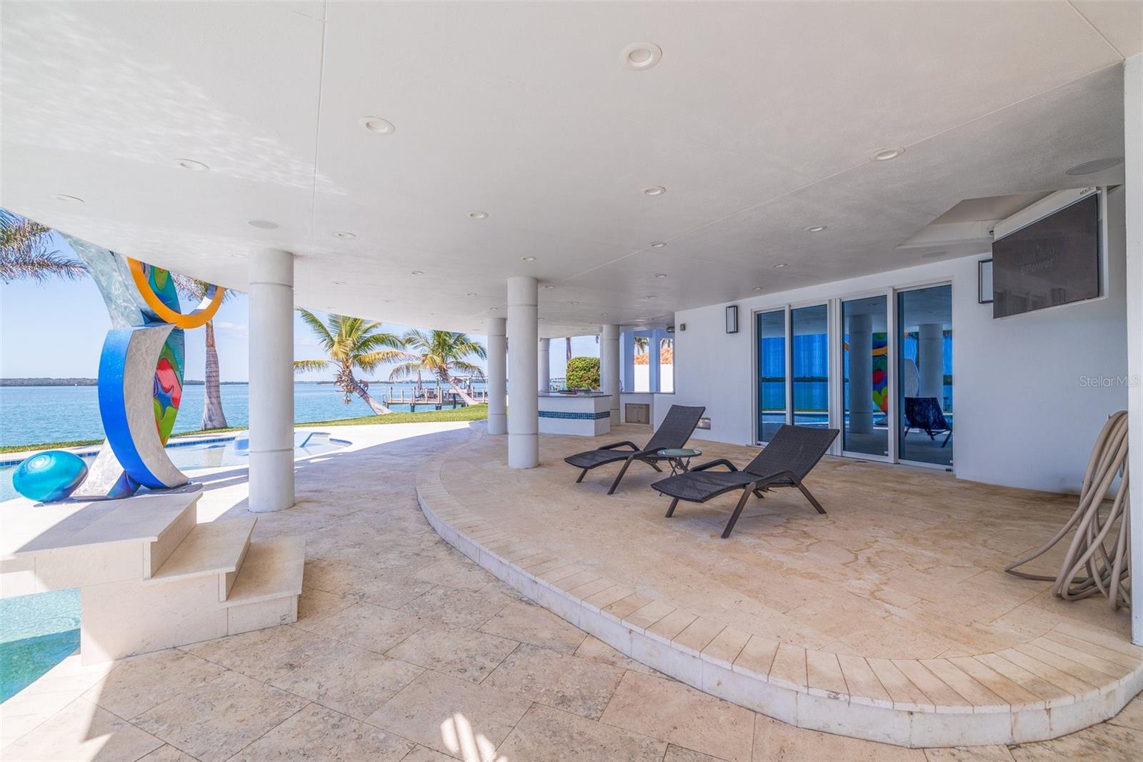 CAPRI ISLE - Residential