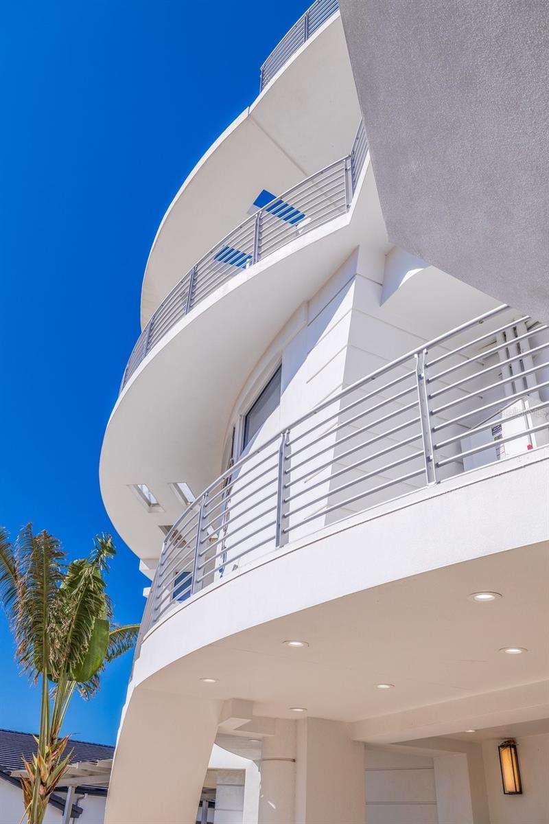 CAPRI ISLE - Residential