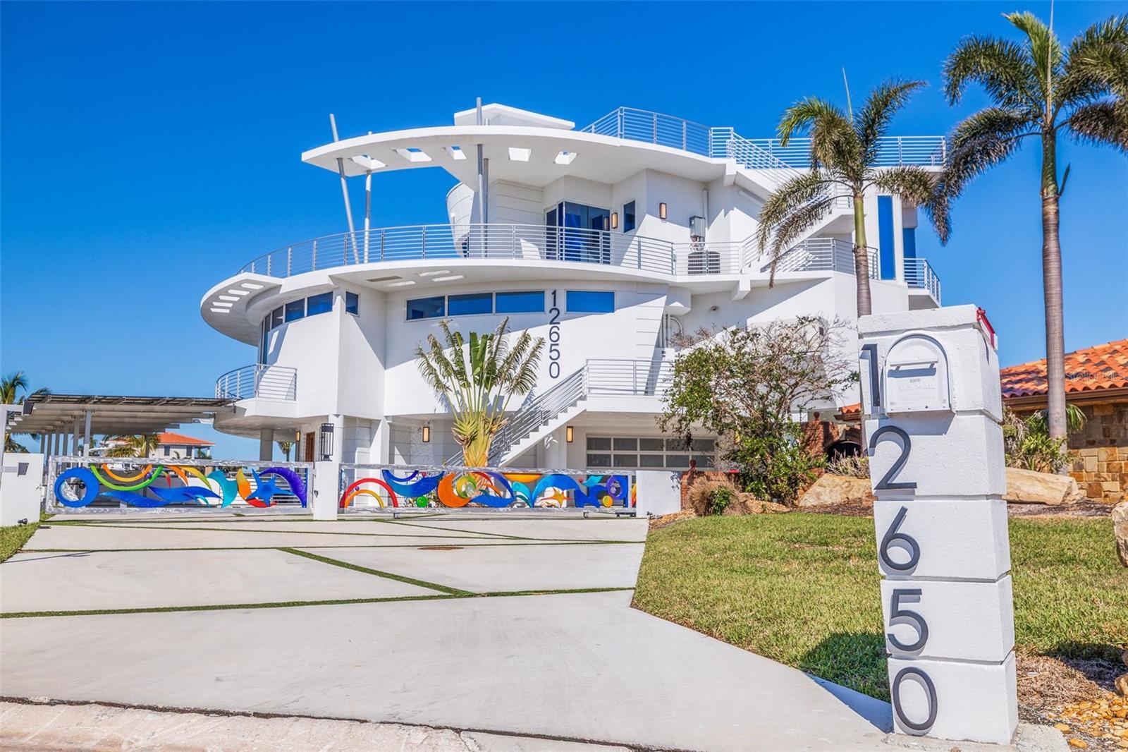 CAPRI ISLE - Residential