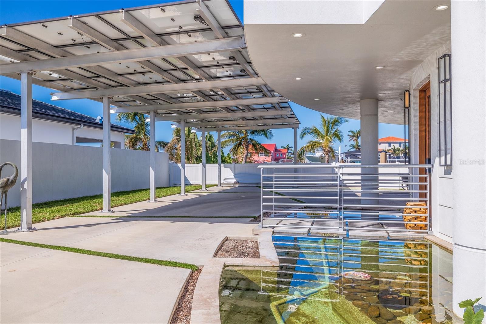 CAPRI ISLE - Residential