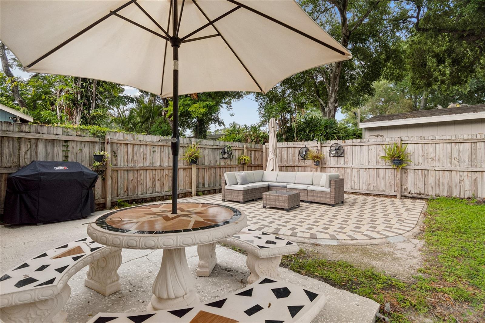 HAMPTON TERRACE - Residential
