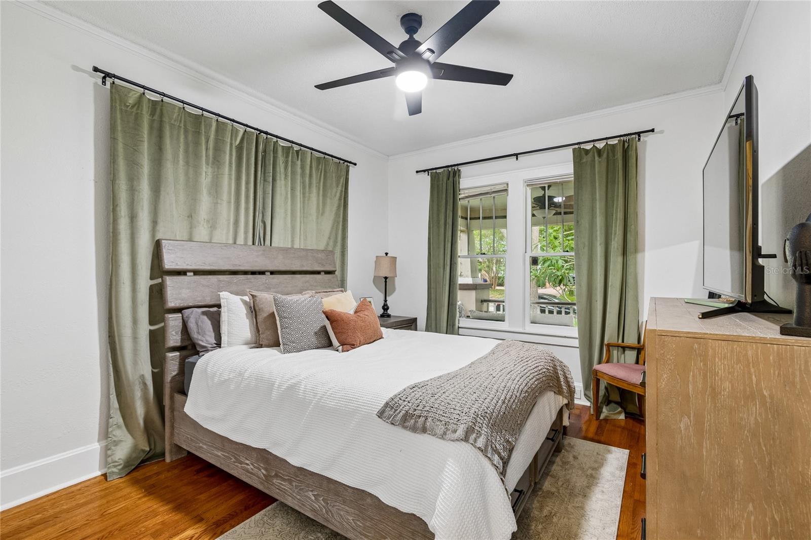 HAMPTON TERRACE - Residential