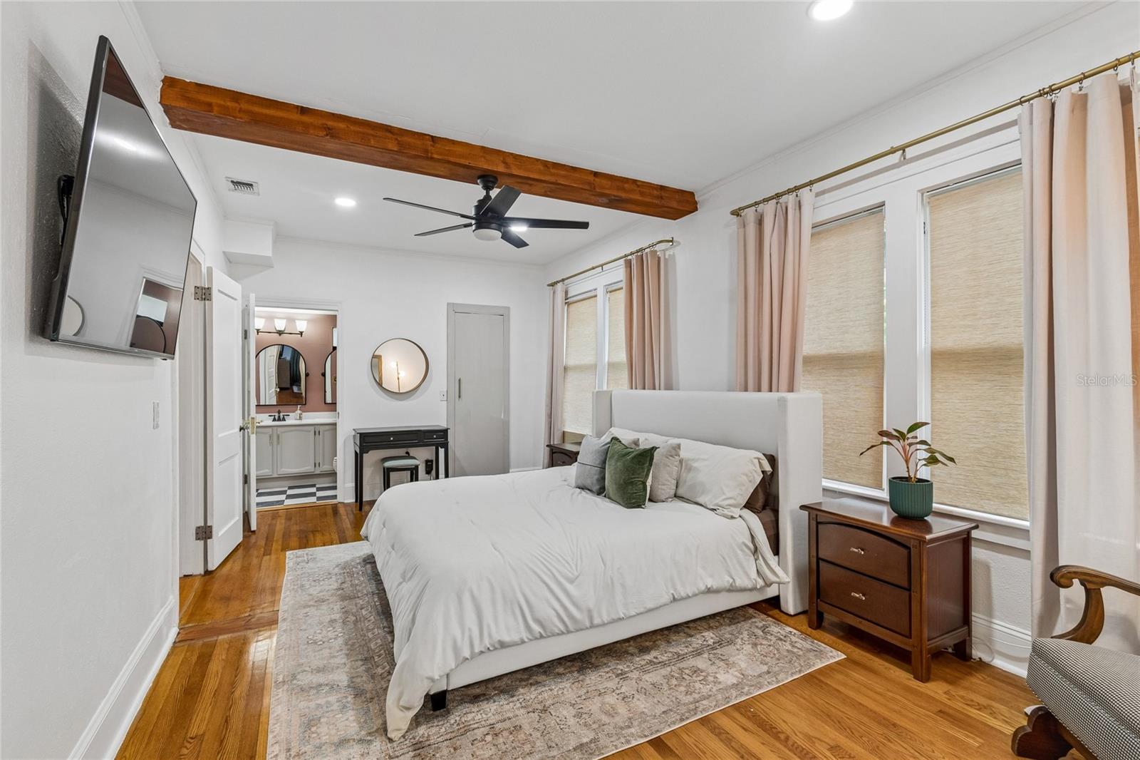 HAMPTON TERRACE - Residential