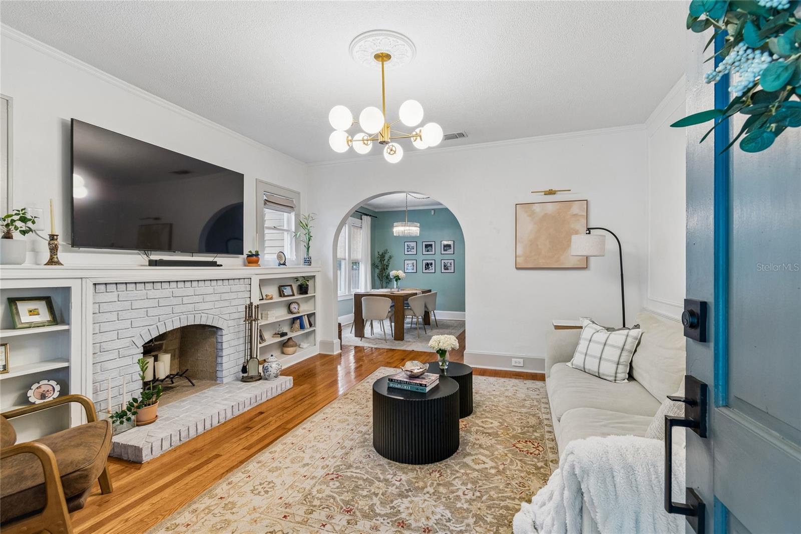 HAMPTON TERRACE - Residential