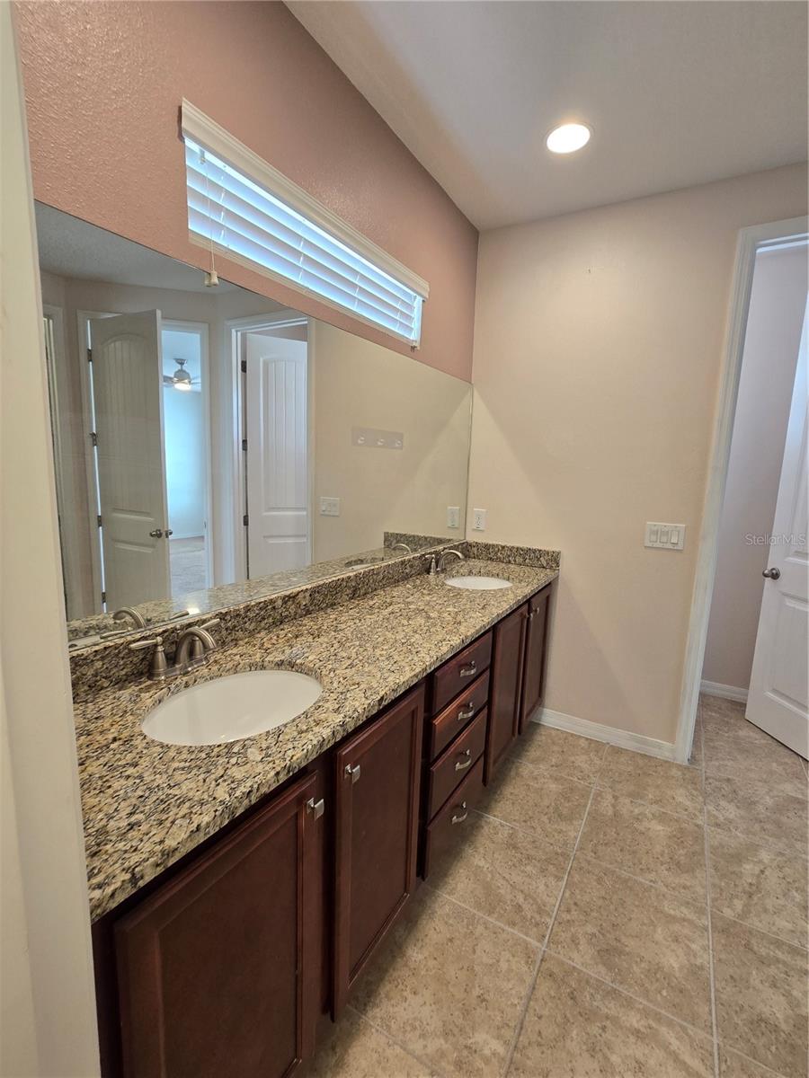 SUMMERPORT TRL - Residential