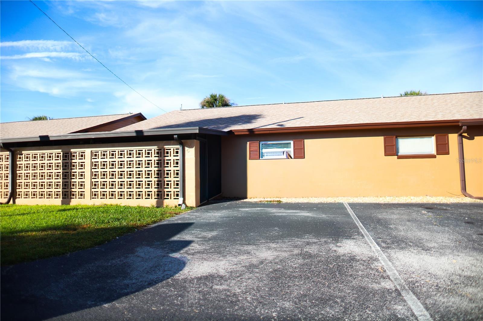 LAKE KATHRYN VILLAGE - Residential