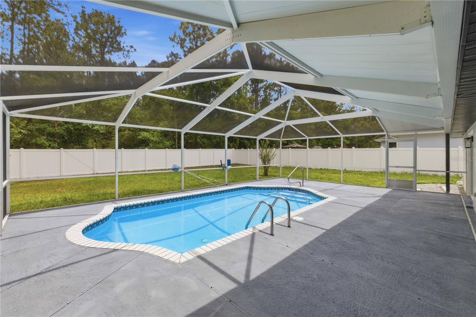 SILVER SPRINGS SHORES UN 07 - Residential