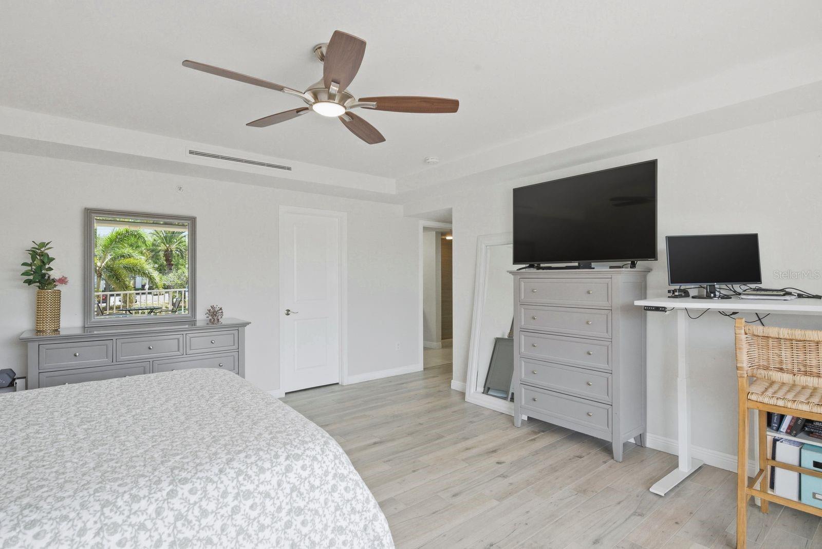 ISLAND WAY TOWERS CONDO - Residential Lease