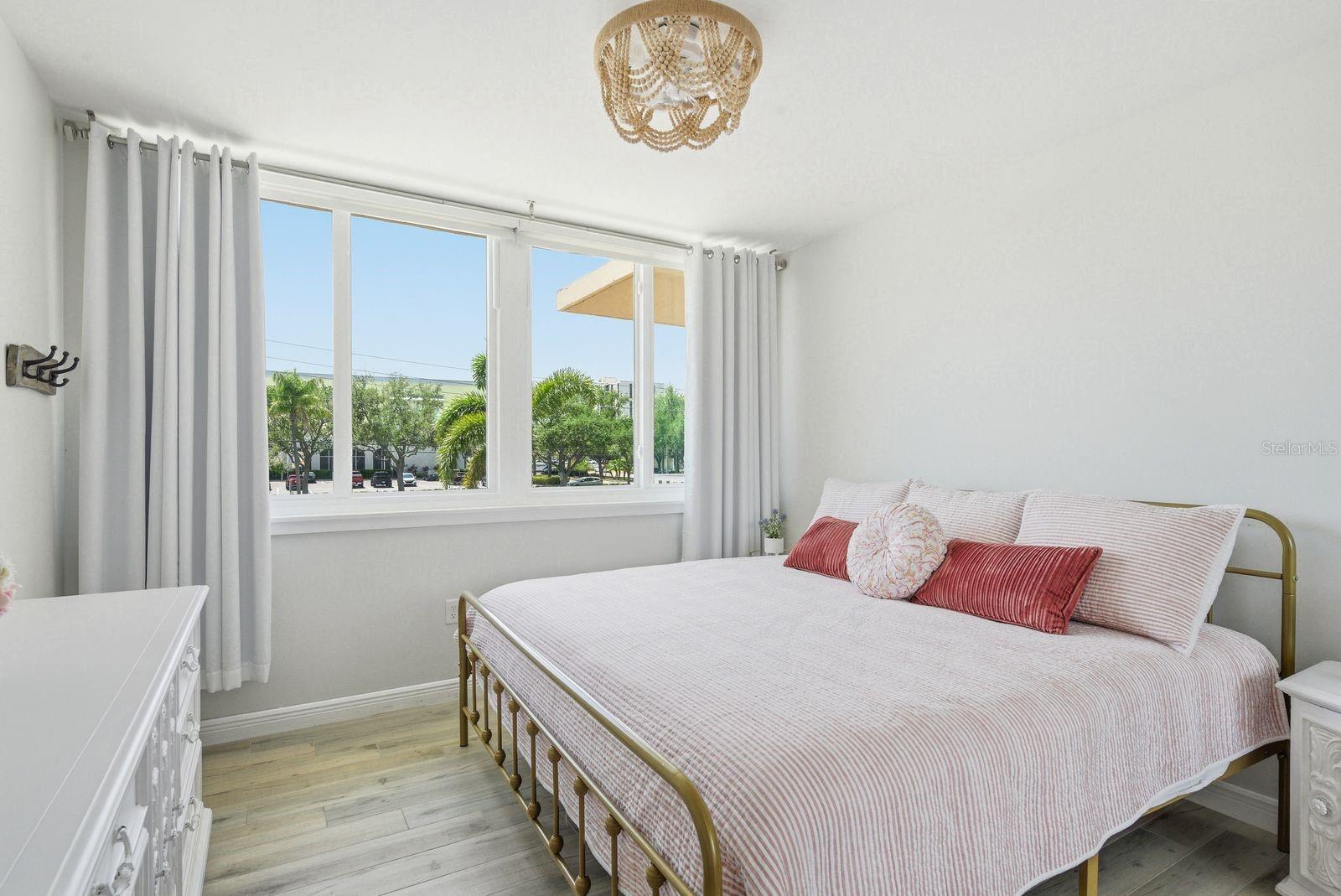 ISLAND WAY TOWERS CONDO - Residential Lease