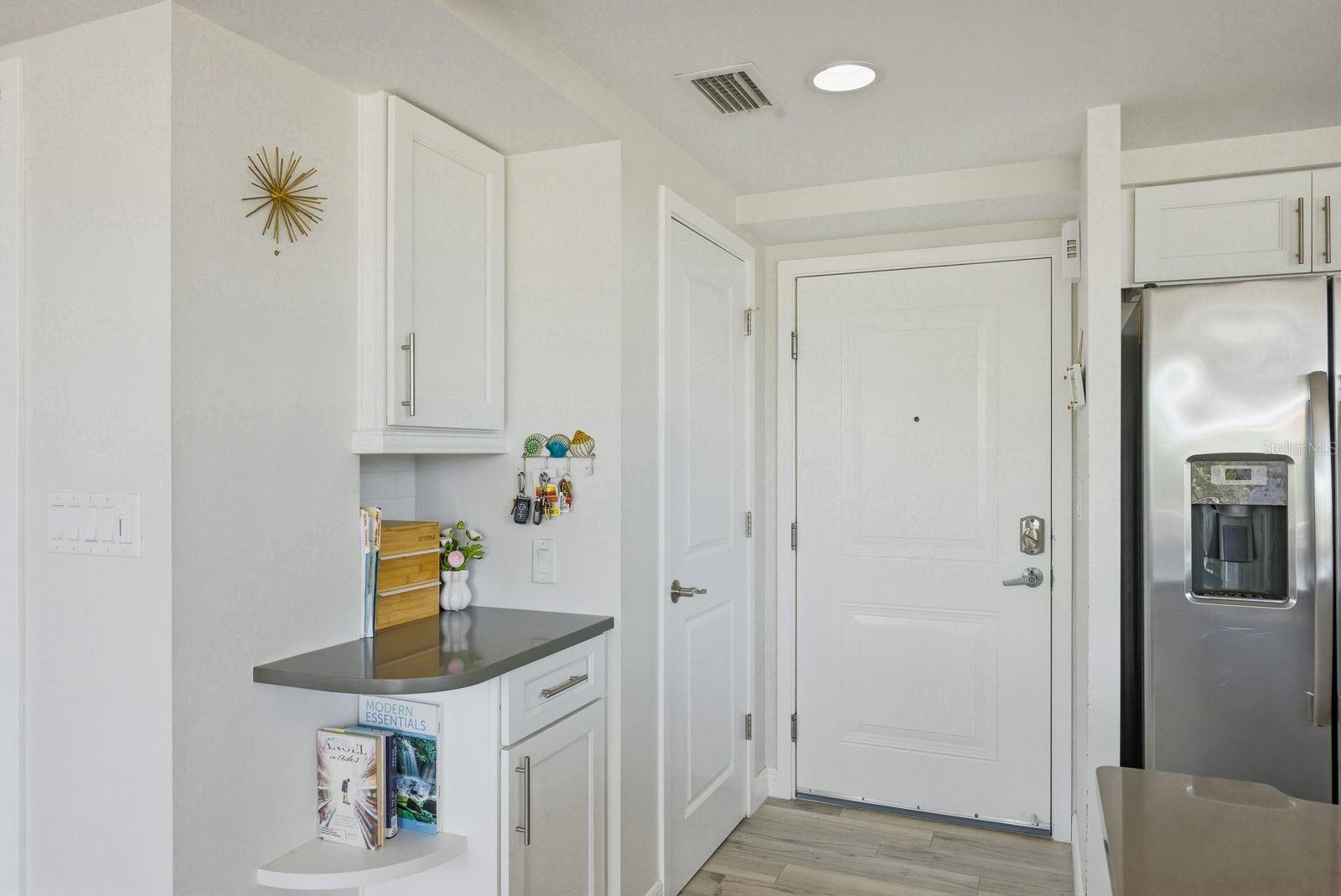 ISLAND WAY TOWERS CONDO - Residential Lease