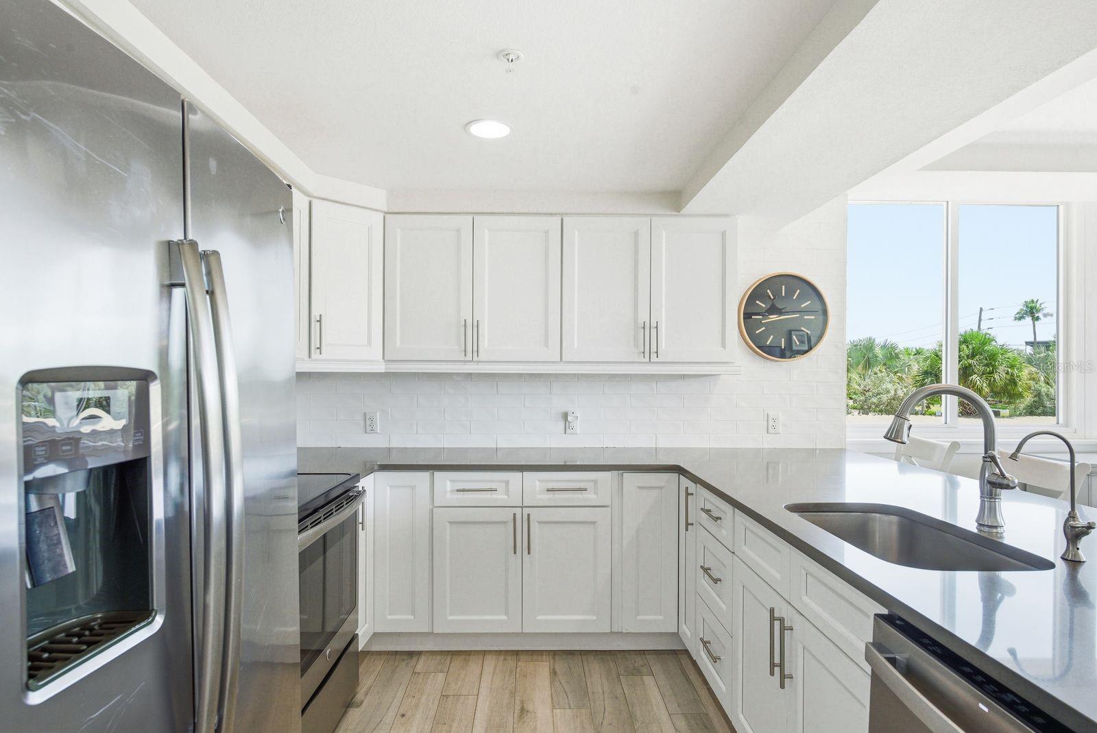 ISLAND WAY TOWERS CONDO - Residential Lease