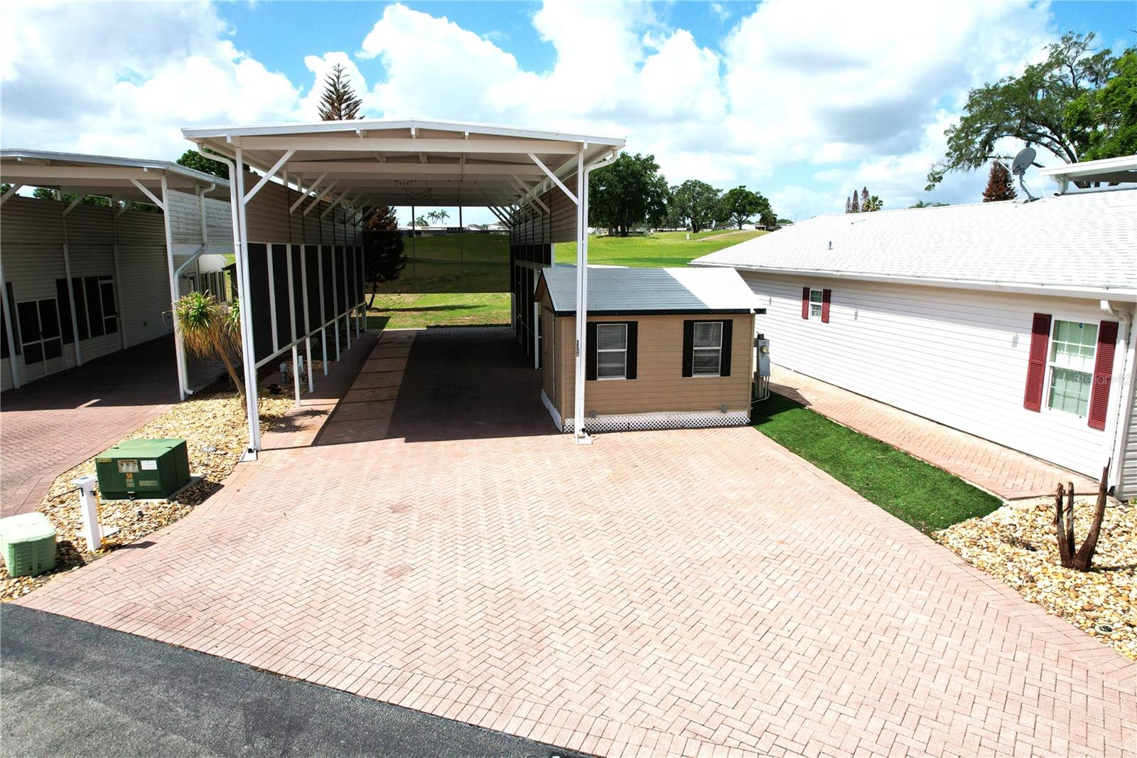 DEER CREEK GOLF & TENNIS RV RESORT - Land