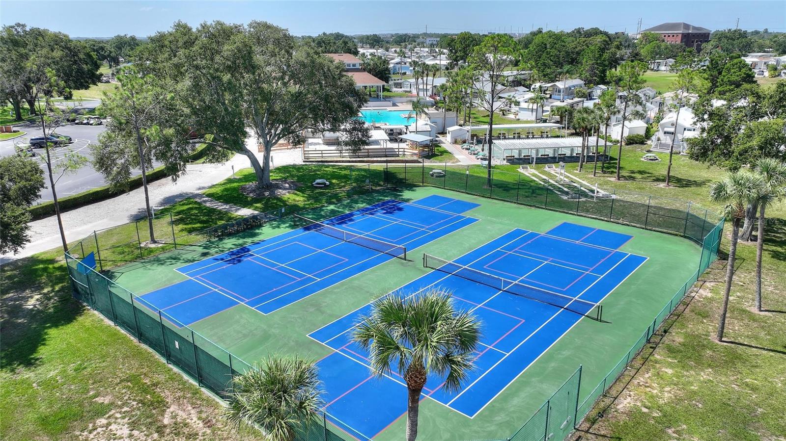 DEER CREEK GOLF & TENNIS RV RESORT - Land