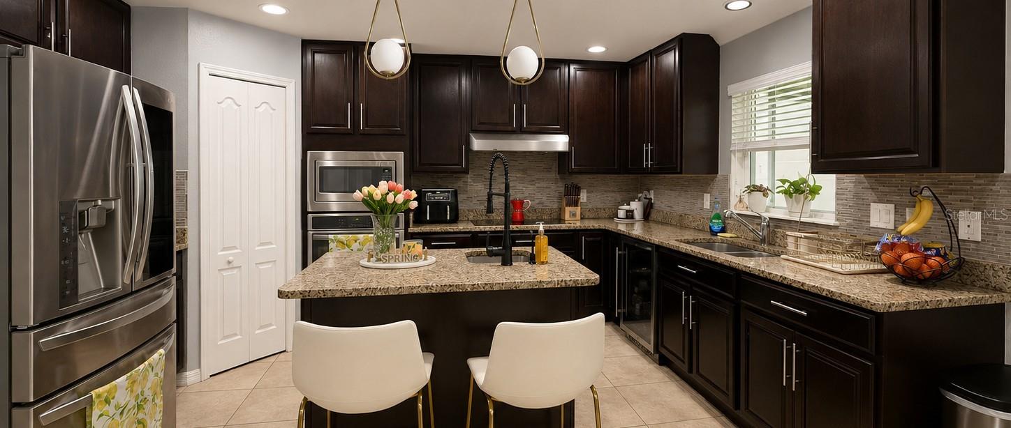 HAINES RIDGE PH 01 - Residential Lease