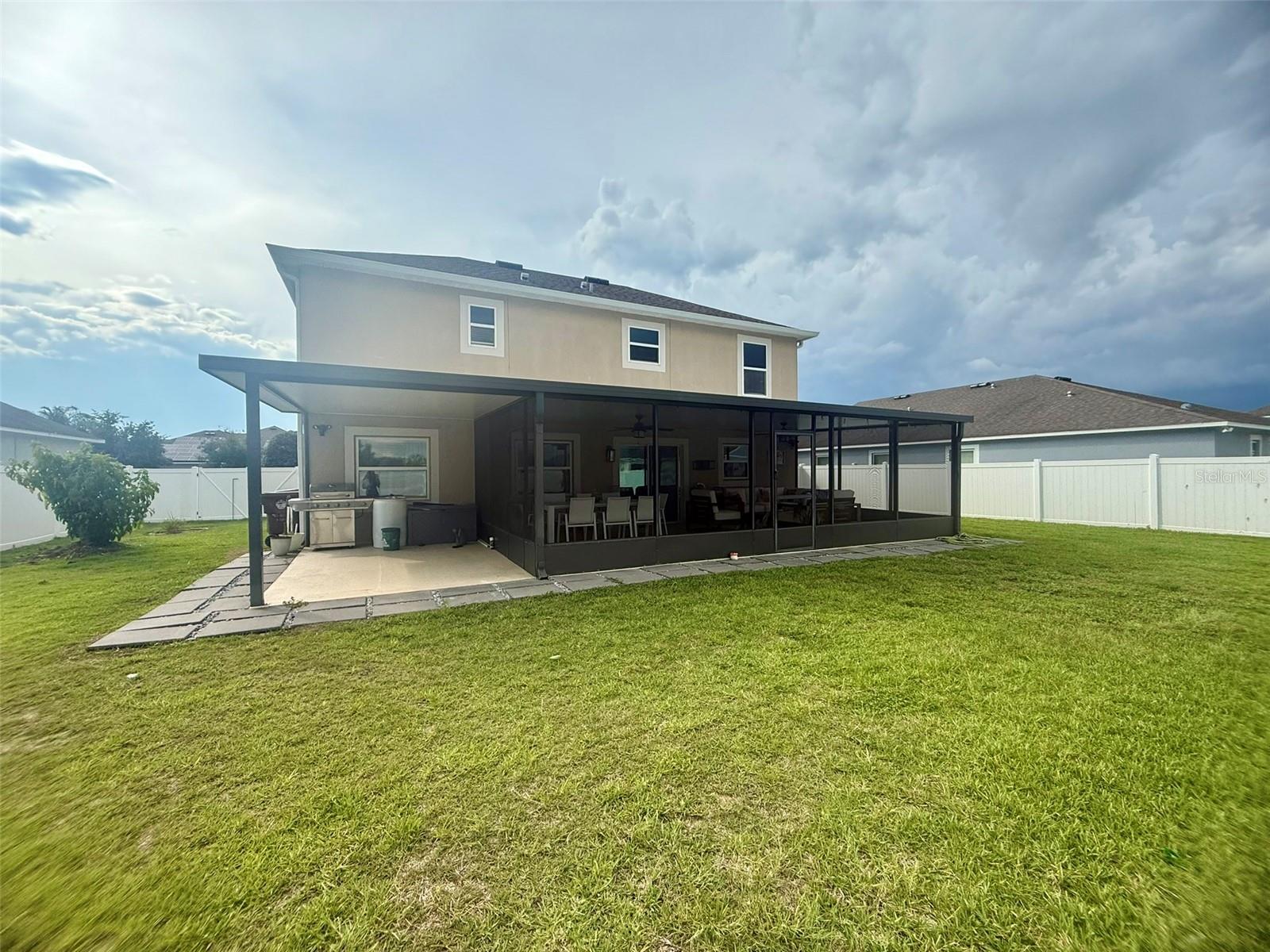 HAINES RIDGE PH 01 - Residential Lease