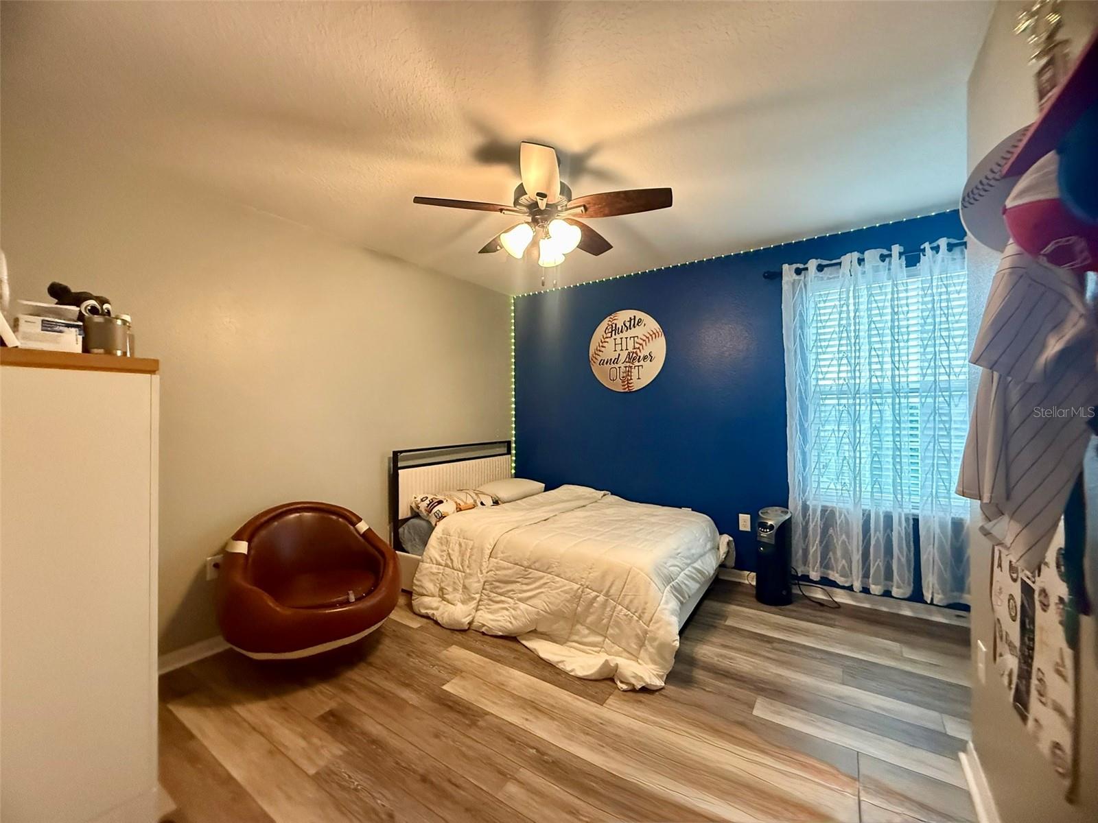 HAINES RIDGE PH 01 - Residential Lease