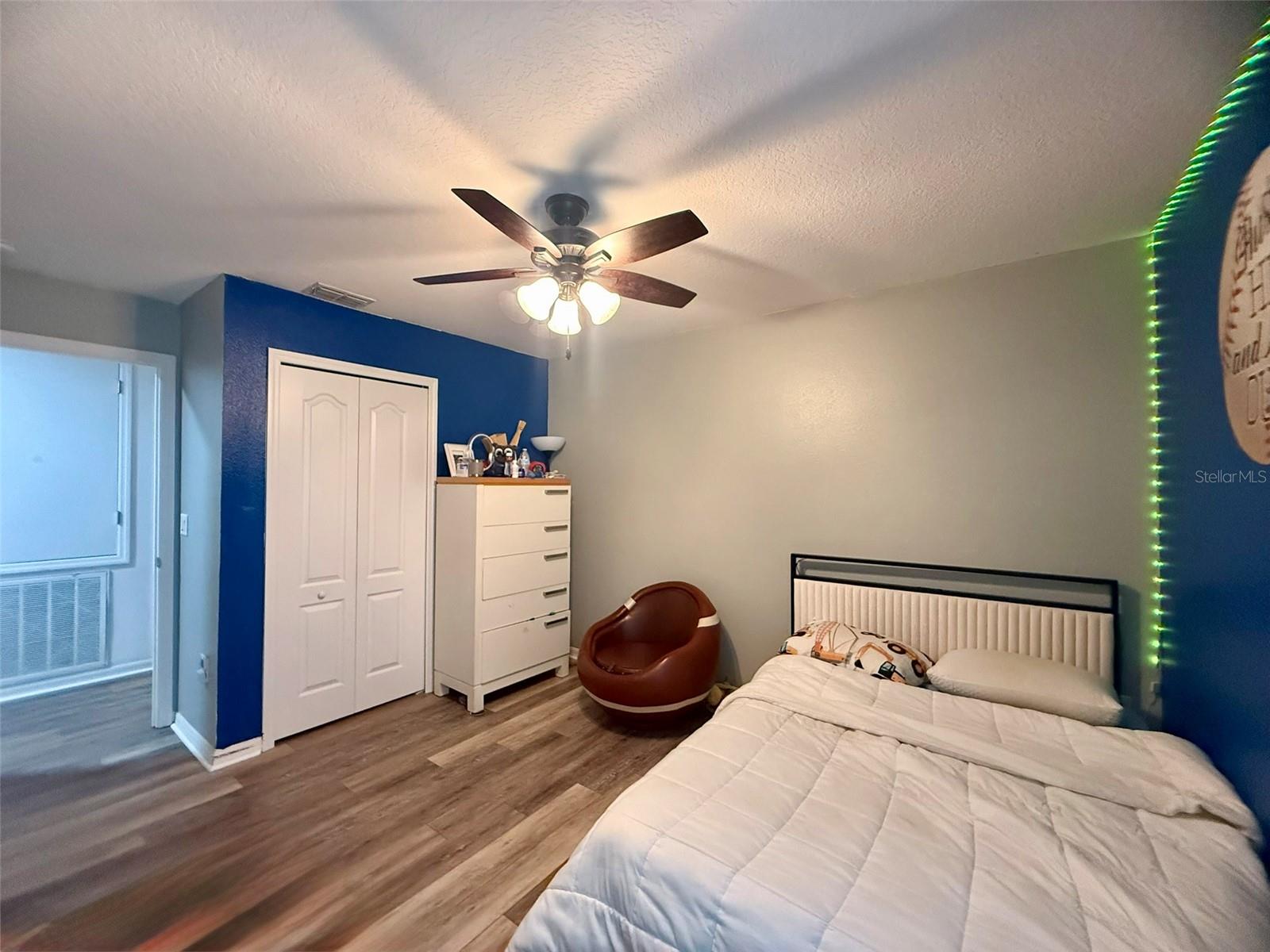 HAINES RIDGE PH 01 - Residential Lease