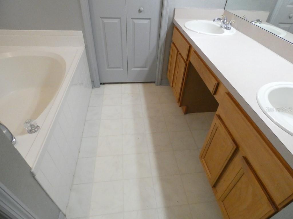VILLAGES AT WESLEY CHAPEL PH 03D 04 - Residential