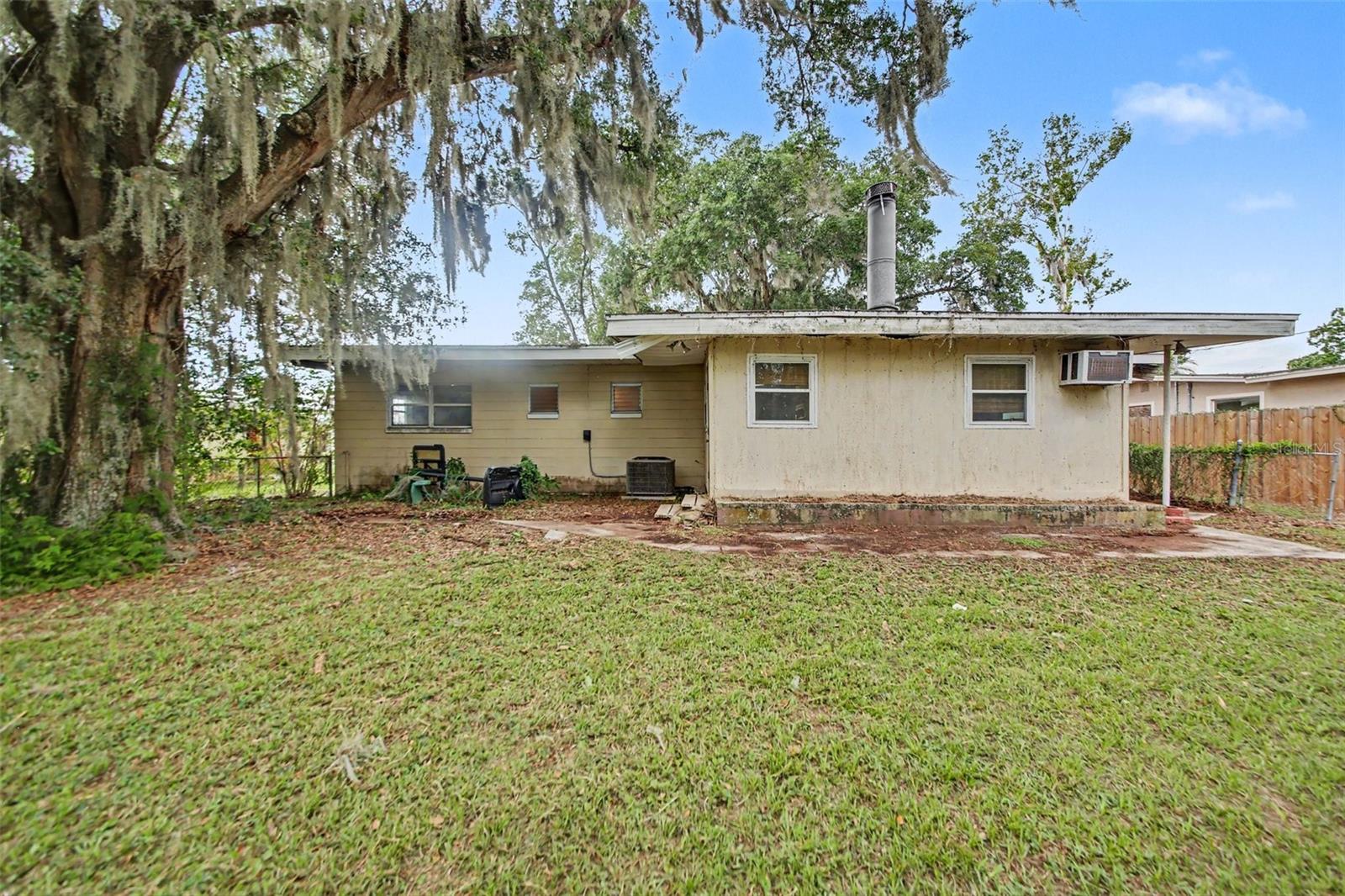 TIFFANY TERRACE - Residential
