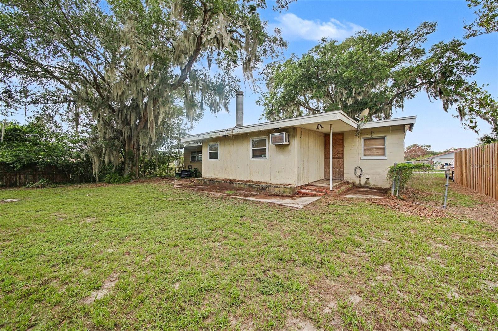 TIFFANY TERRACE - Residential