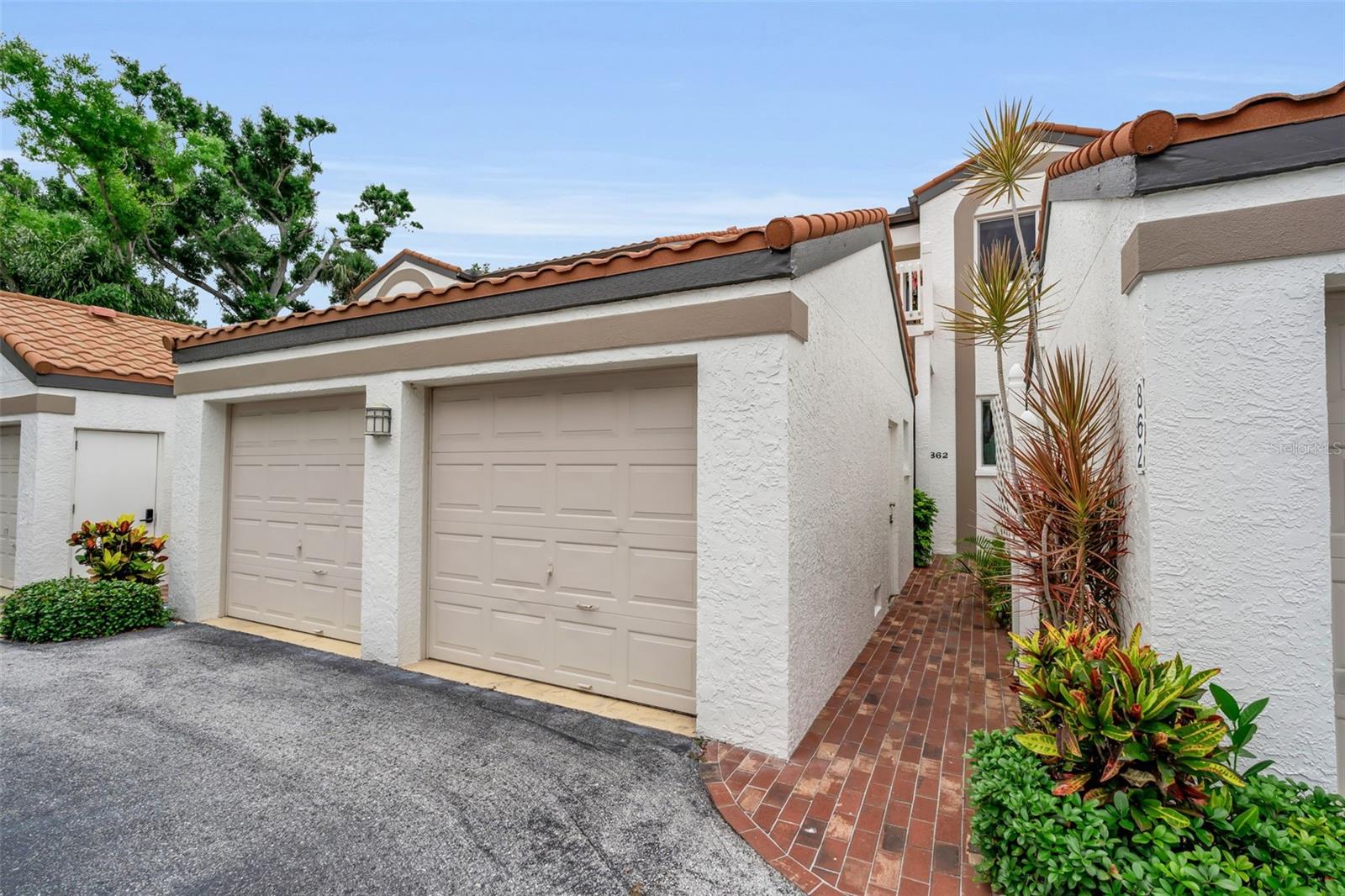 HUDSON LANDINGS - Residential