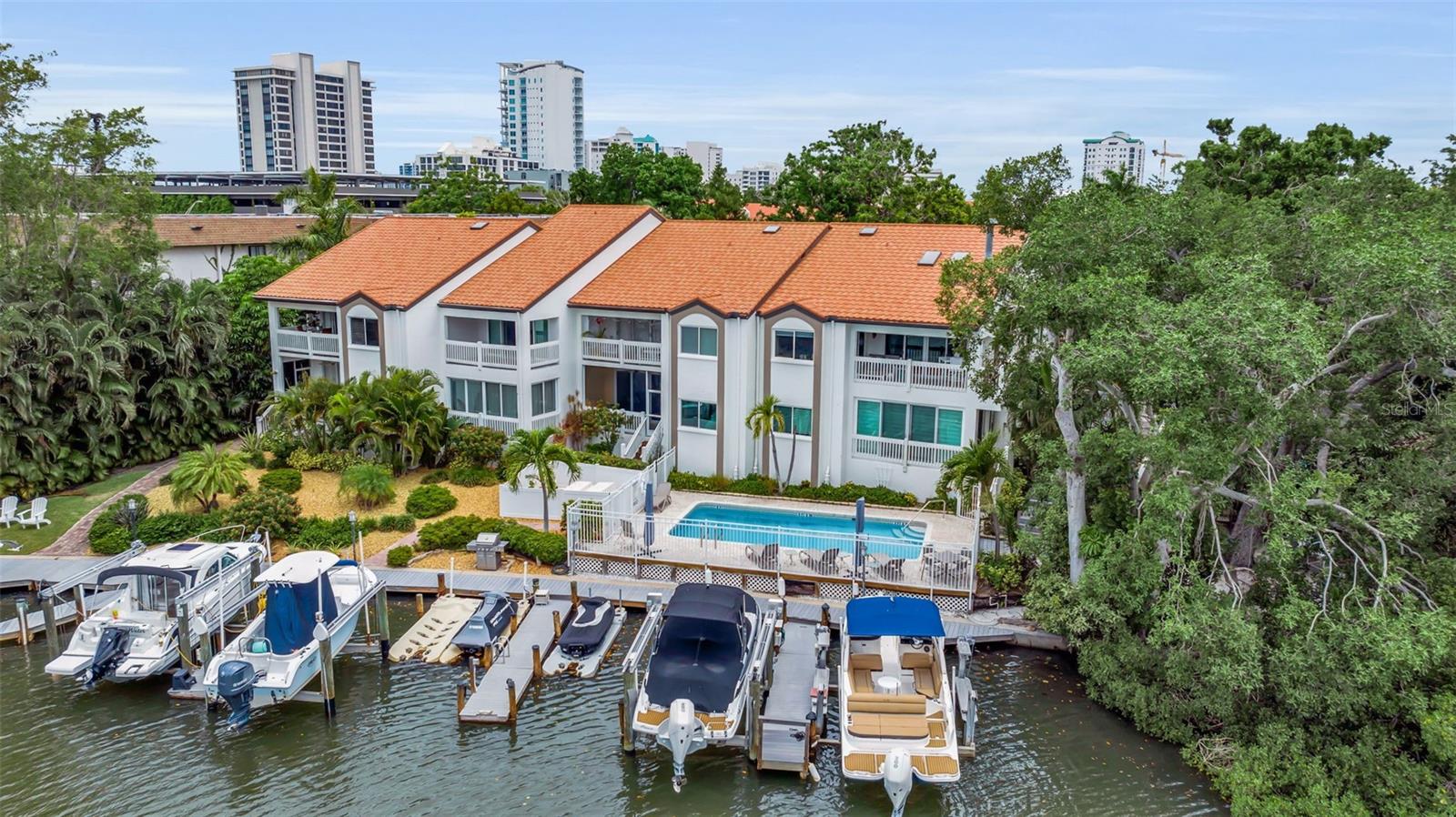 HUDSON LANDINGS - Residential