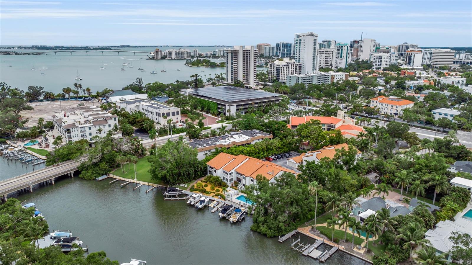 HUDSON LANDINGS - Residential
