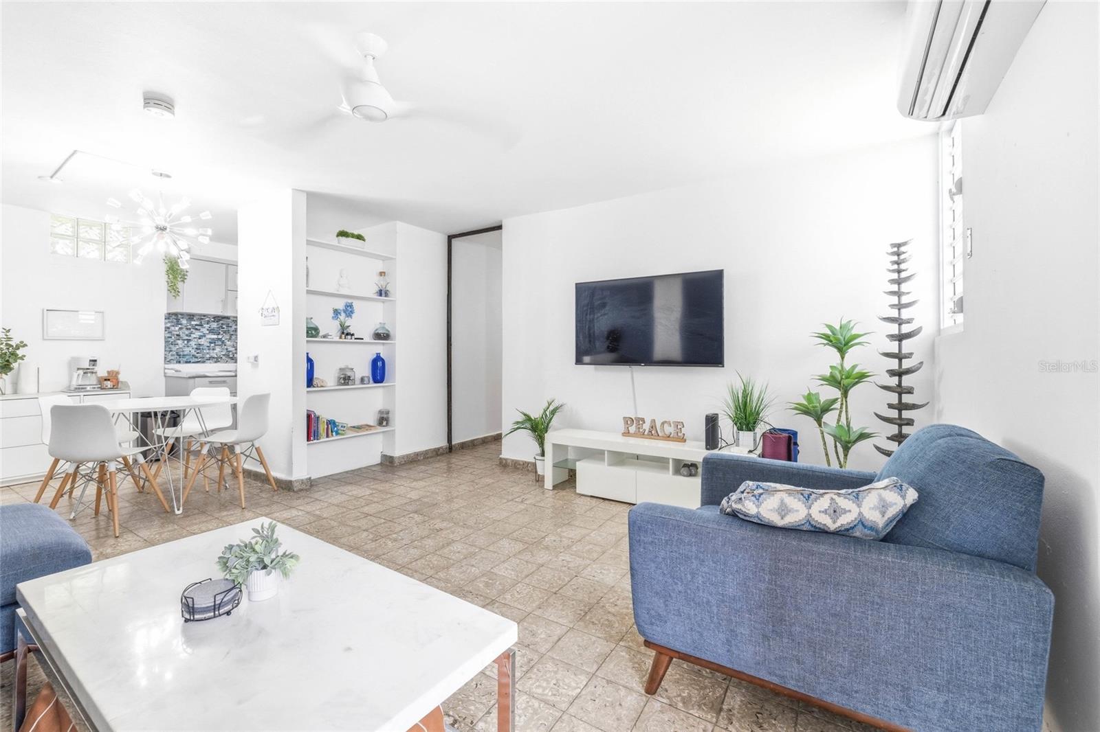 ARECIBO LA PLAYA APARTMENTS - Residential
