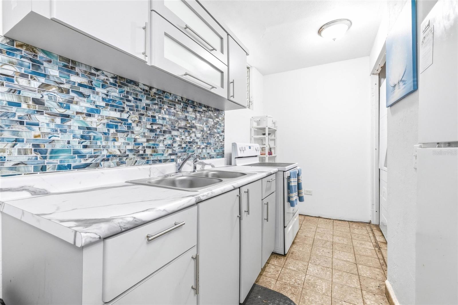 ARECIBO LA PLAYA APARTMENTS - Residential