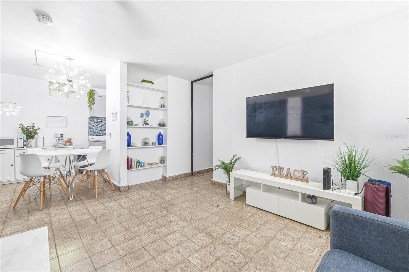 ARECIBO LA PLAYA APARTMENTS - Residential