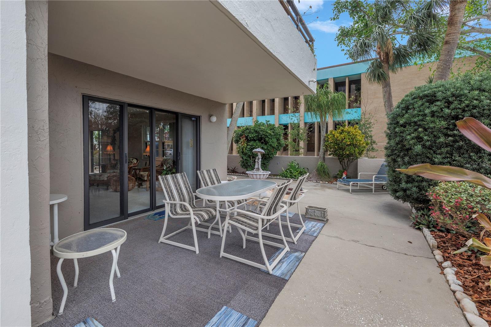 THE RIVERVIEW - Residential
