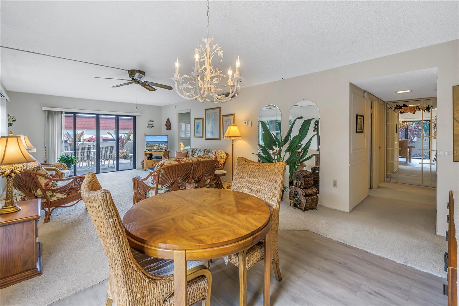 THE RIVERVIEW - Residential