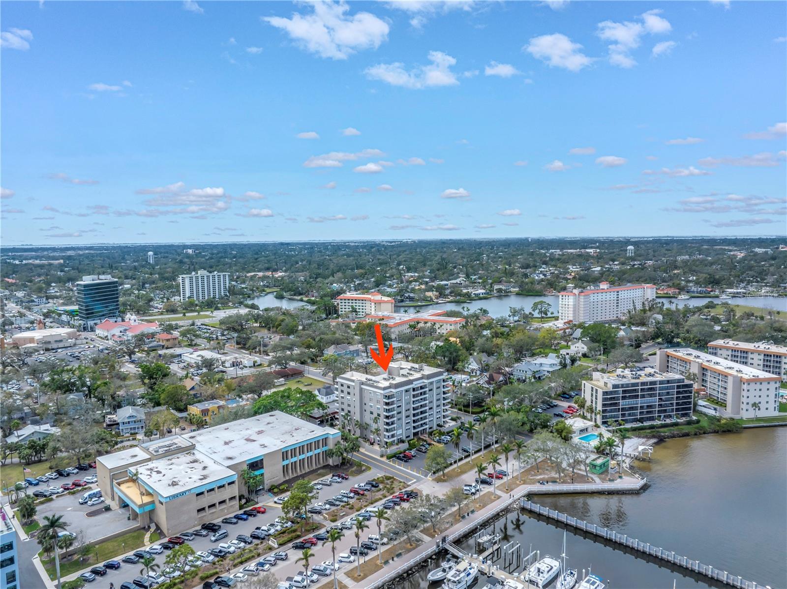 THE RIVERVIEW - Residential