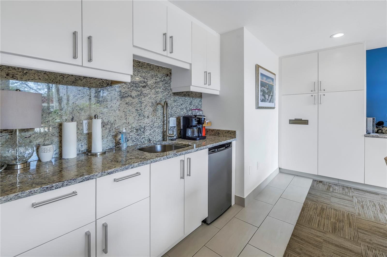 THE RIVERVIEW - Residential
